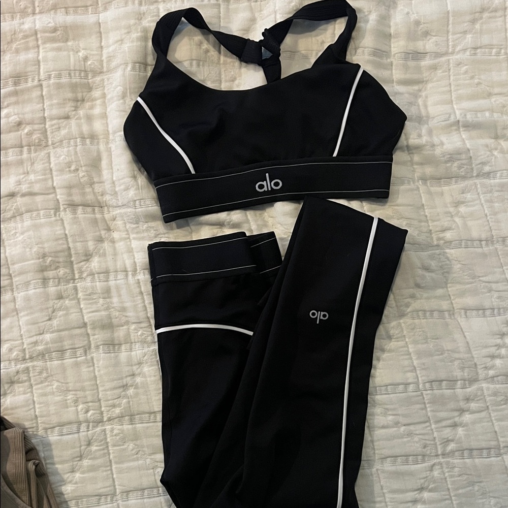 ALO Yoga Black and White Sports Bra